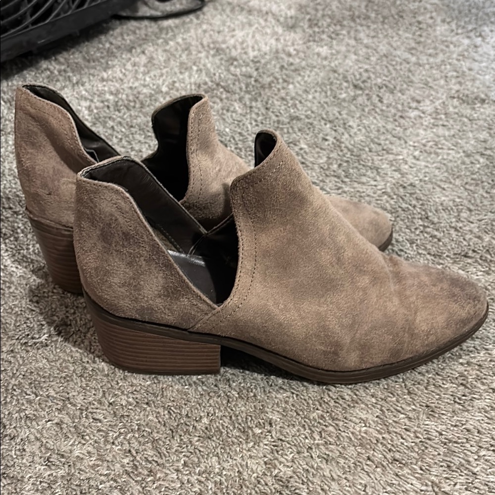 Women's Tan Ankle Boots